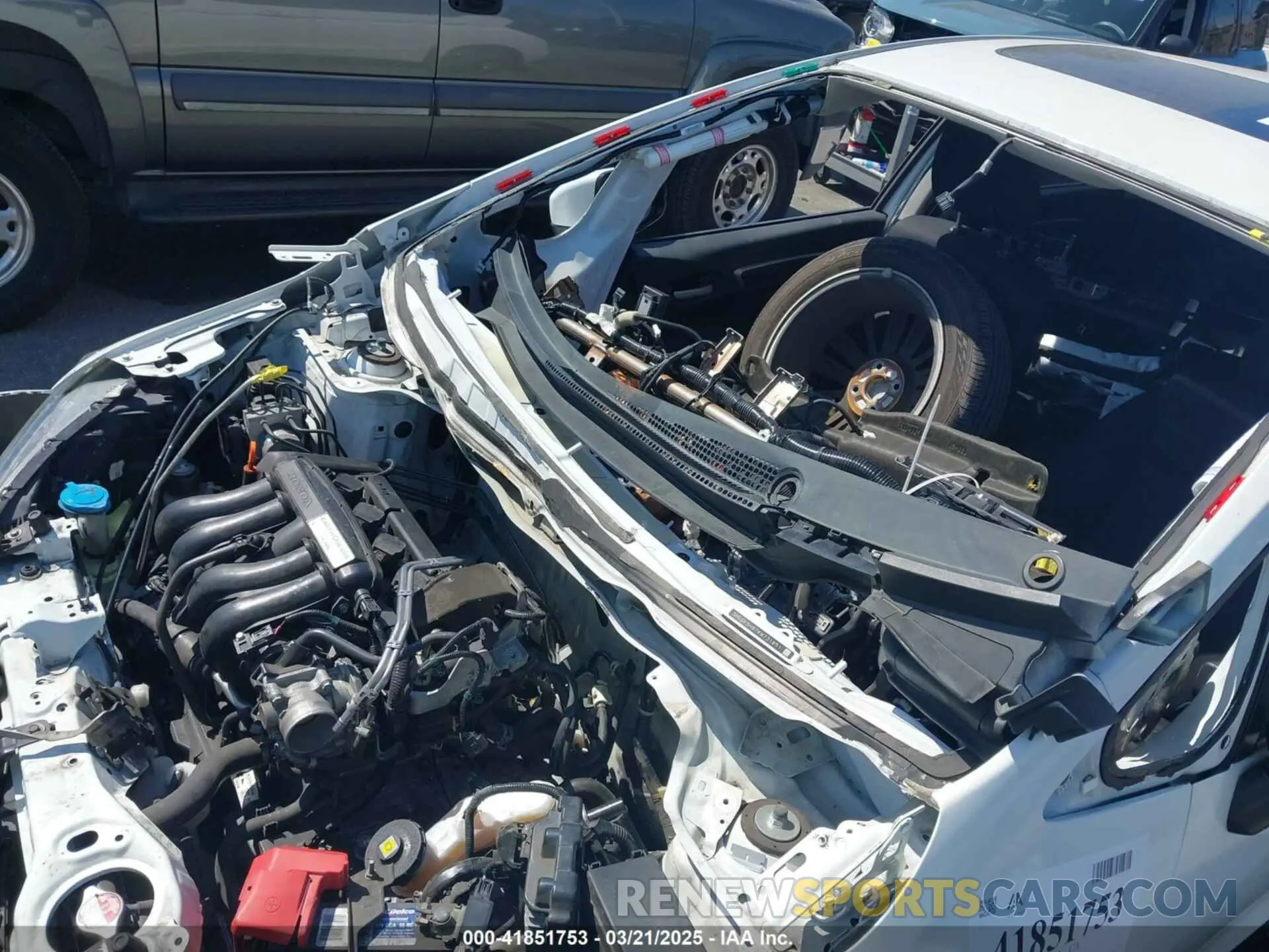 6 Photograph of a damaged car 3HGGK5H87KM731851 HONDA FIT 2019