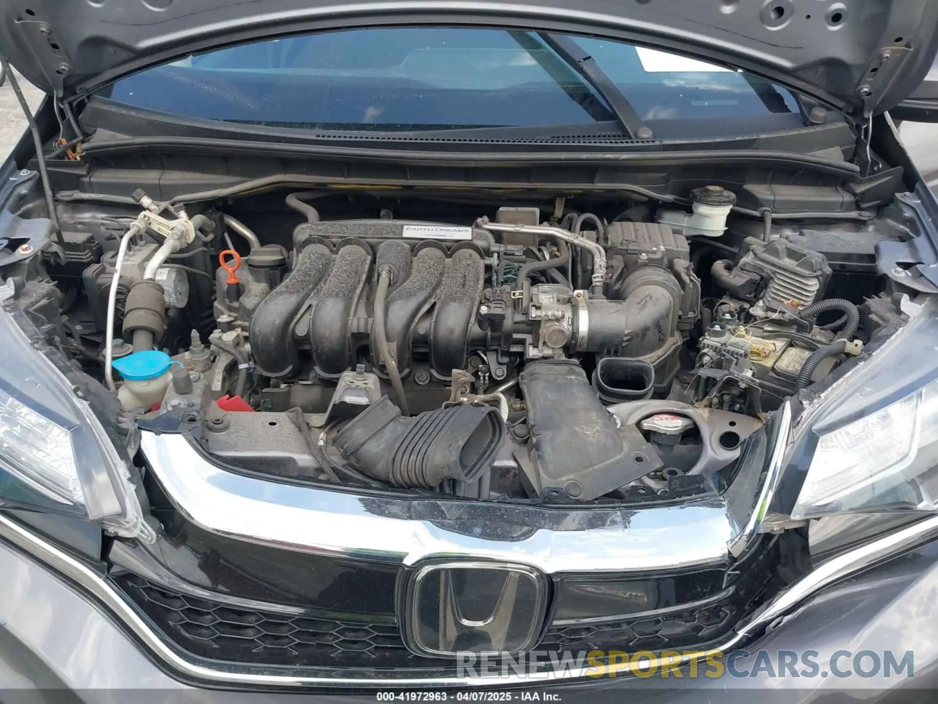 10 Фотография поврежденного автомобиля 3HGGK5H87KM735382 HONDA FIT 2019