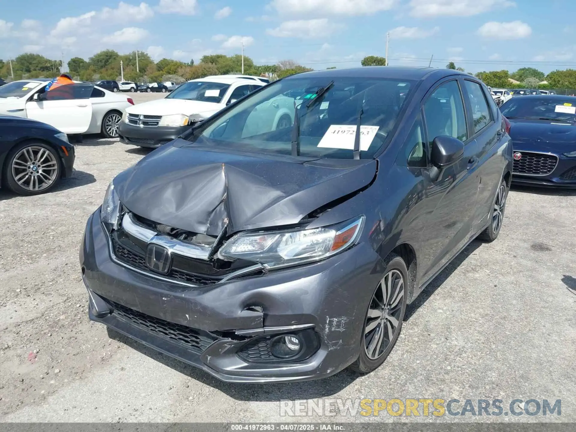 6 Фотография поврежденного автомобиля 3HGGK5H87KM735382 HONDA FIT 2019