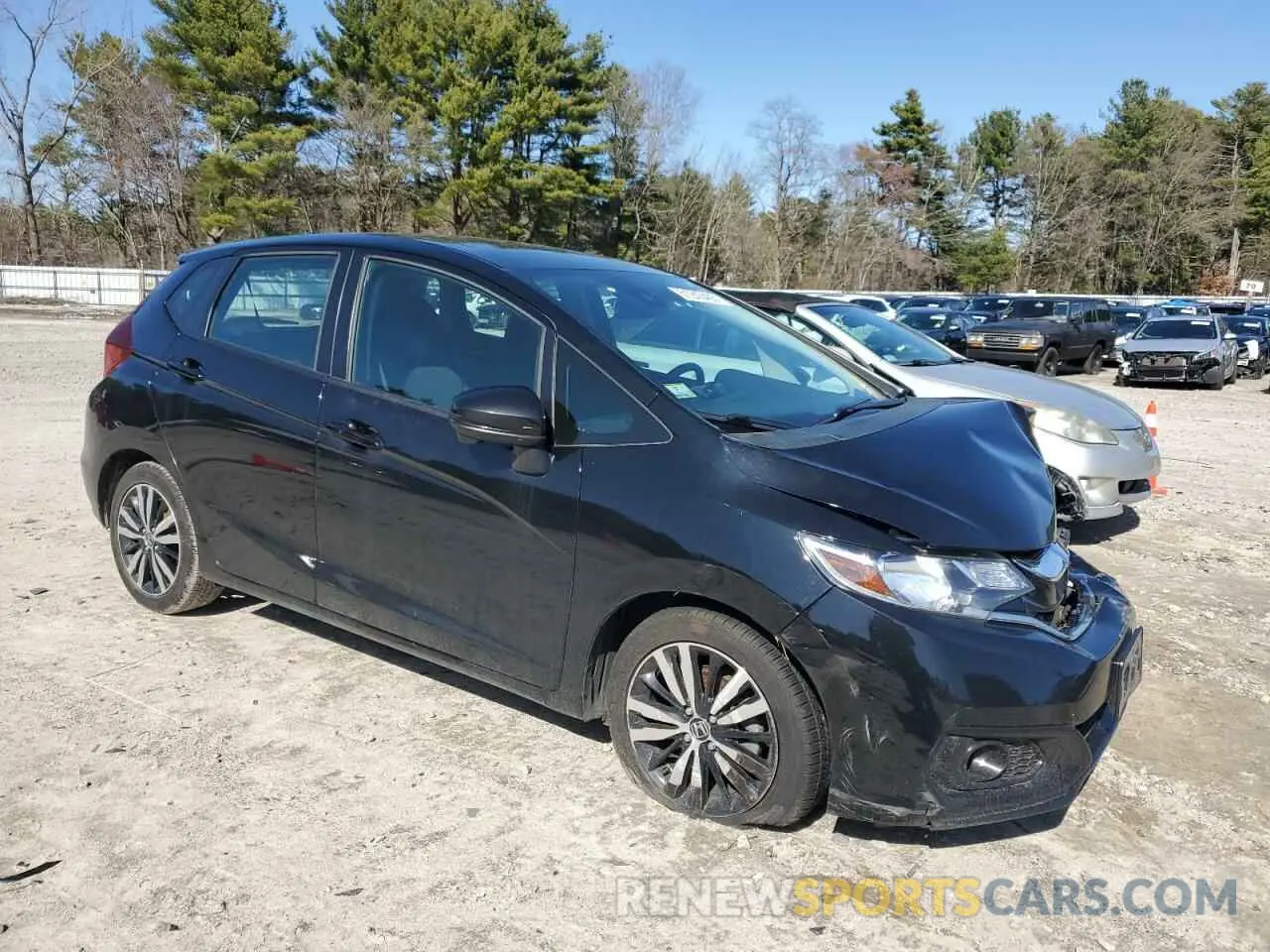 4 Photograph of a damaged car 3HGGK5H89KM747629 HONDA FIT 2019