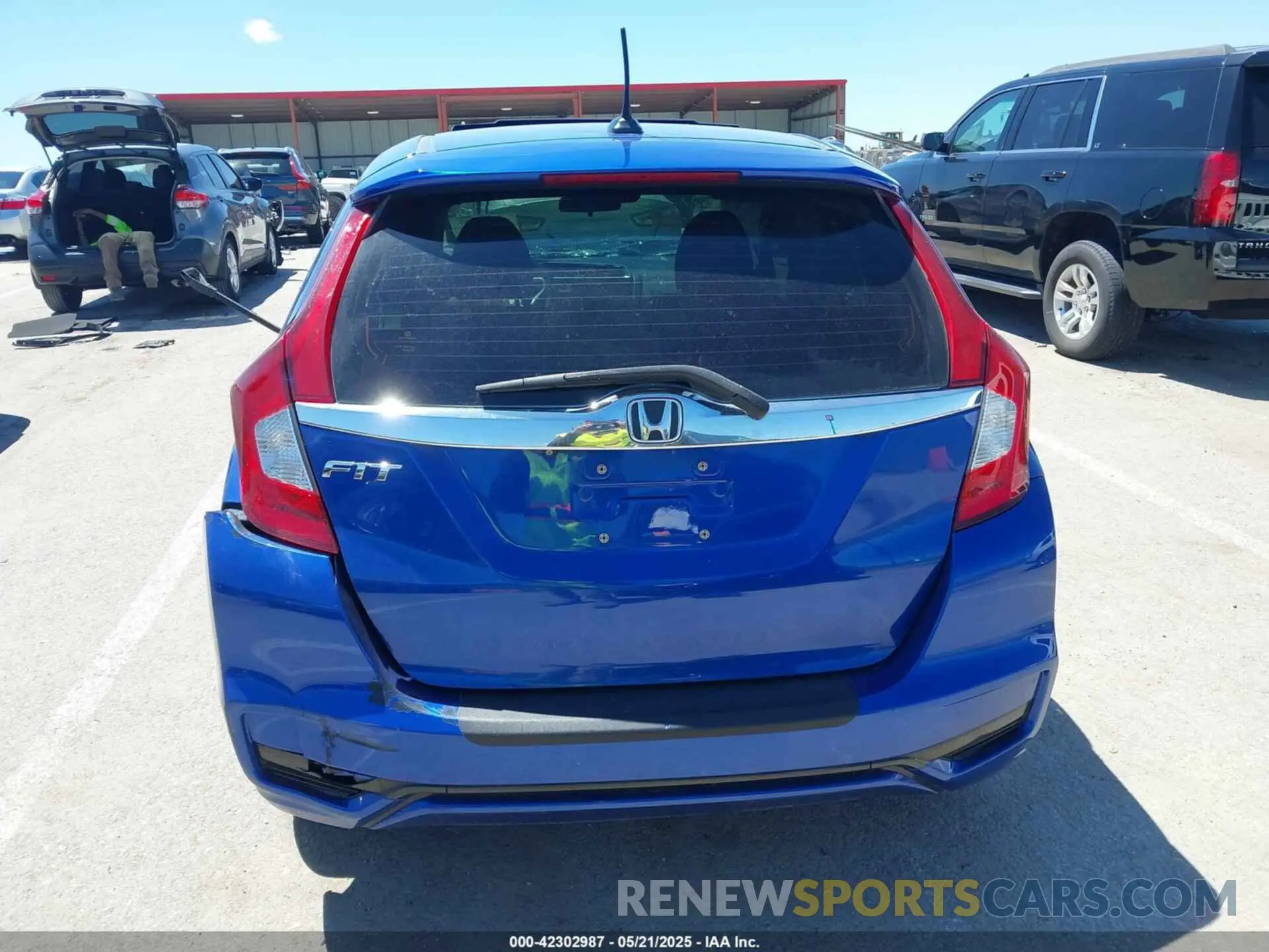 15 Фотография поврежденного автомобиля 3HGGK5H89KM753110 HONDA FIT 2019
