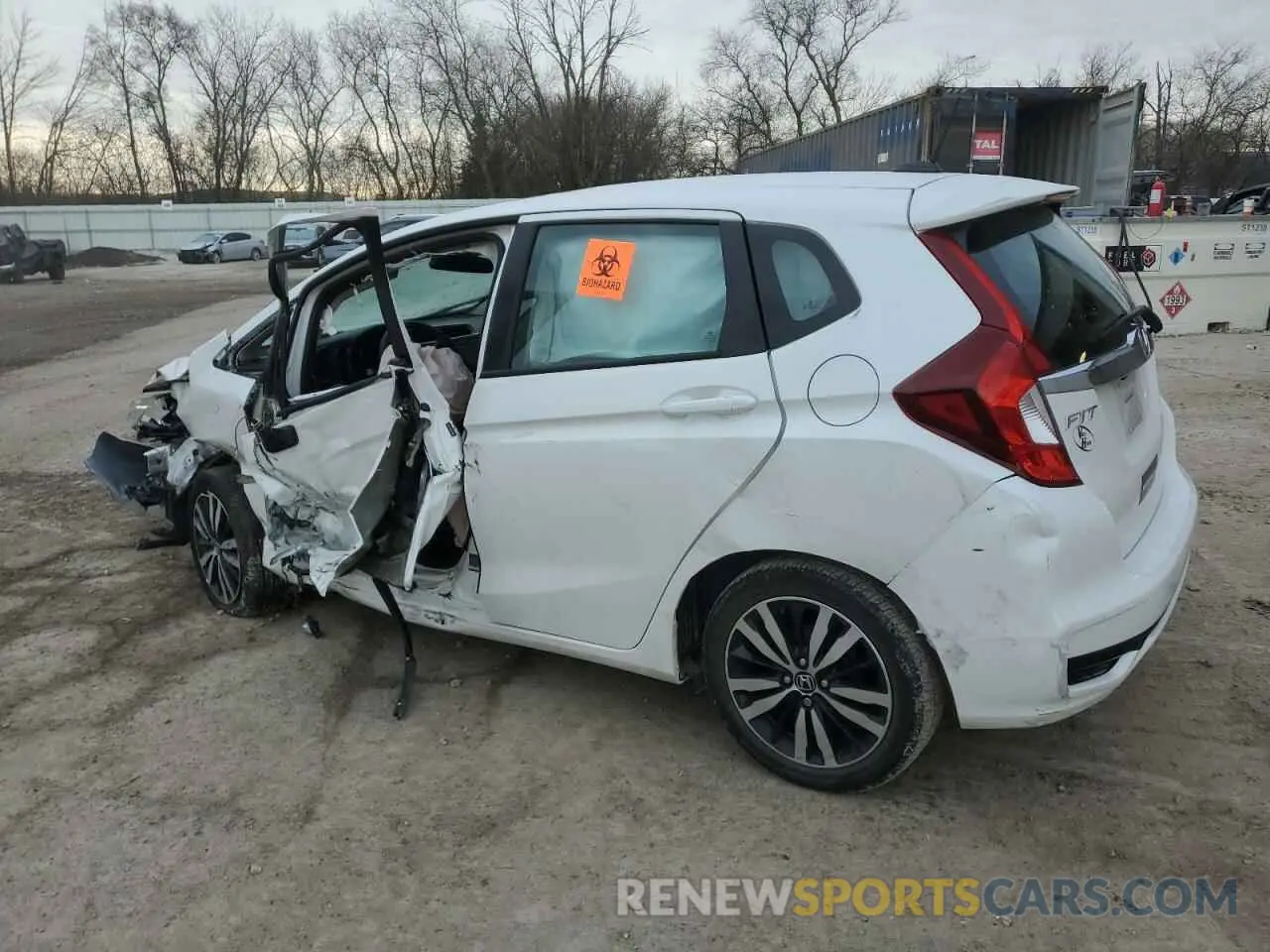2 Photograph of a damaged car 3HGGK5H8XLM716679 HONDA FIT 2019