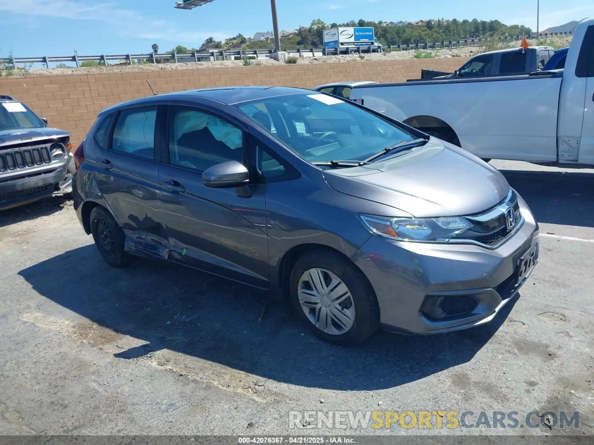 1 Photograph of a damaged car 3HGGK5H40LM707356 HONDA FIT 2020