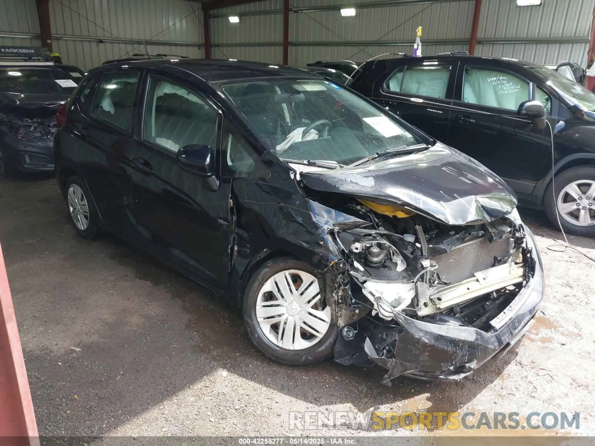 1 Фотография поврежденного автомобиля 3HGGK5H40LM709849 HONDA FIT 2020