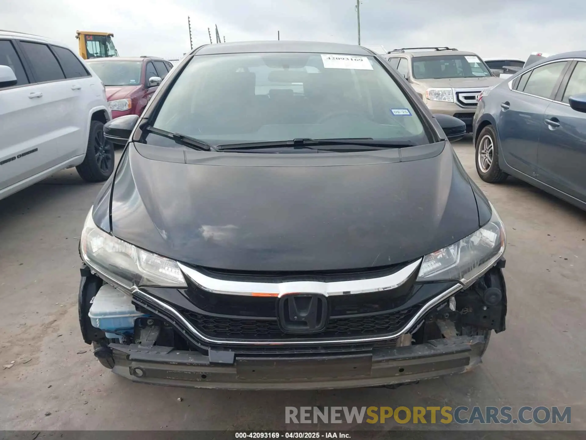 12 Photograph of a damaged car 3HGGK5H40LM717305 HONDA FIT 2020