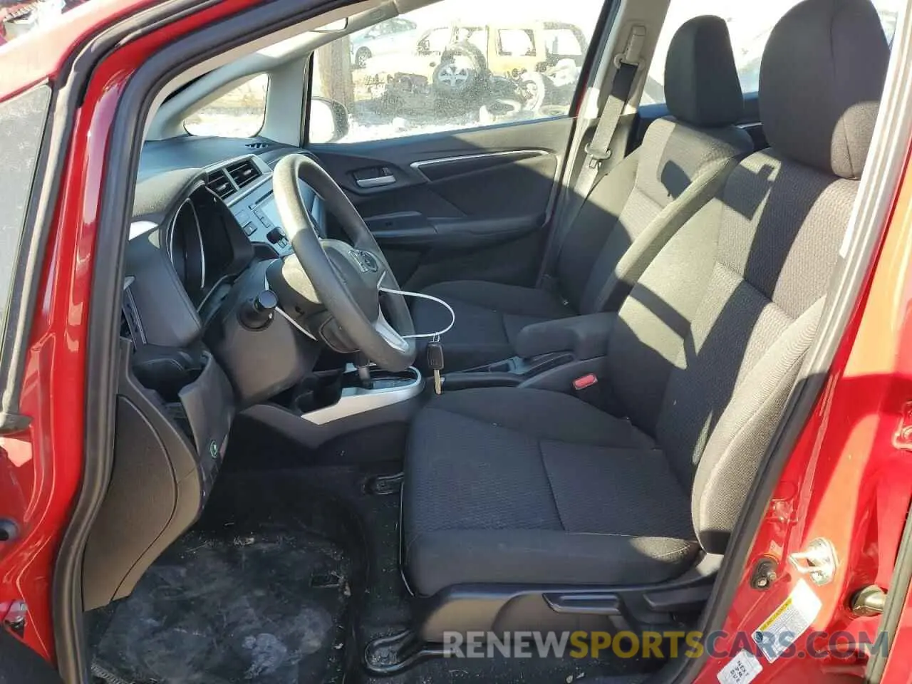 7 Photograph of a damaged car 3HGGK5H40LM717658 HONDA FIT 2020