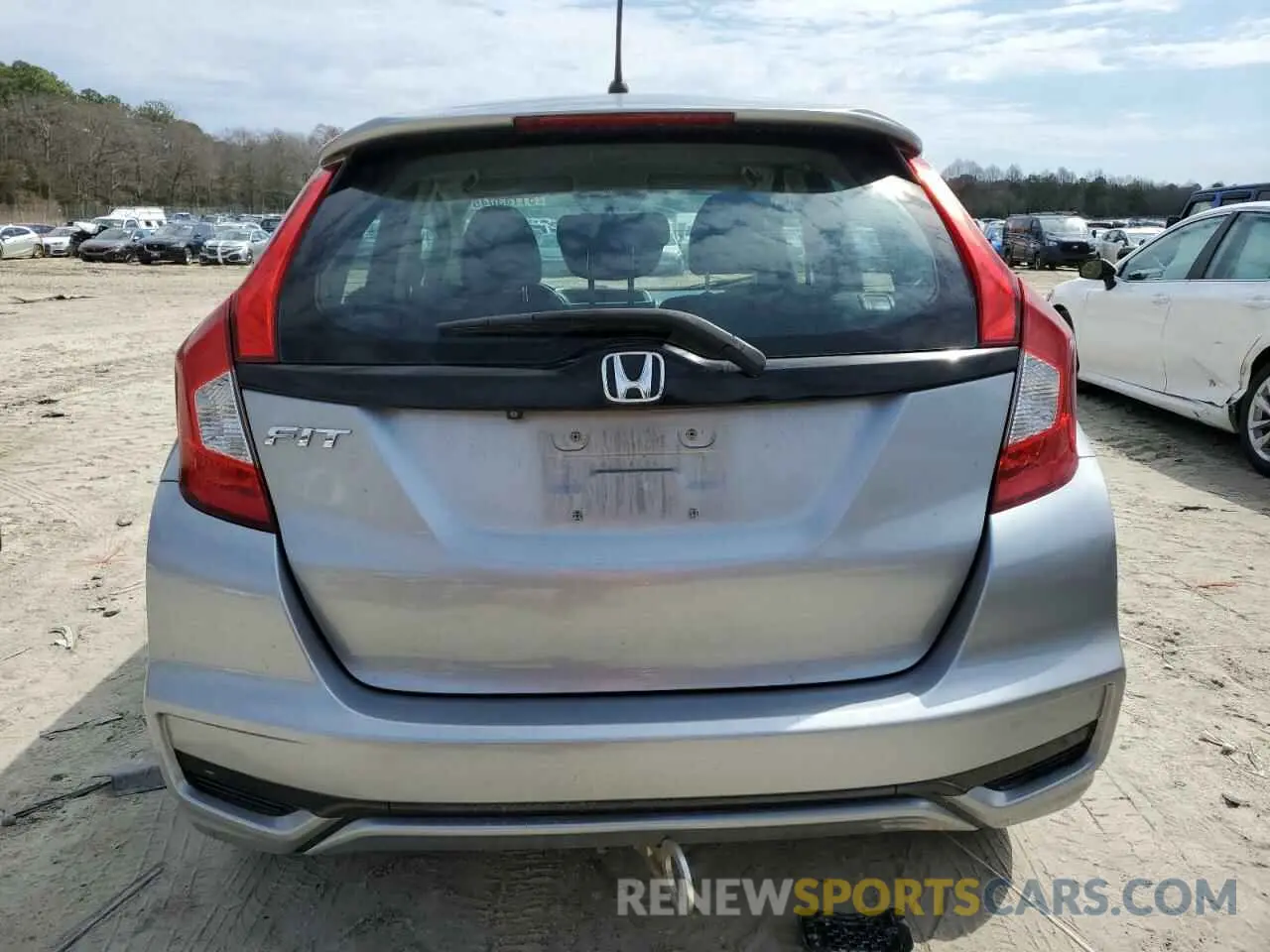 6 Photograph of a damaged car 3HGGK5H40LM720138 HONDA FIT 2020
