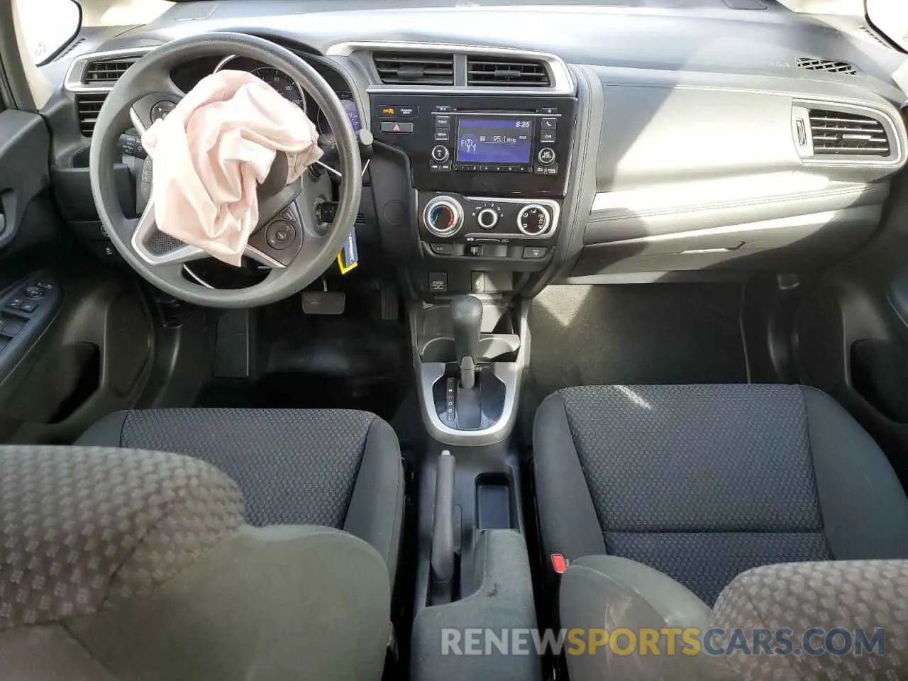 8 Фотография поврежденного автомобиля 3HGGK5H42LM708492 HONDA FIT 2020
