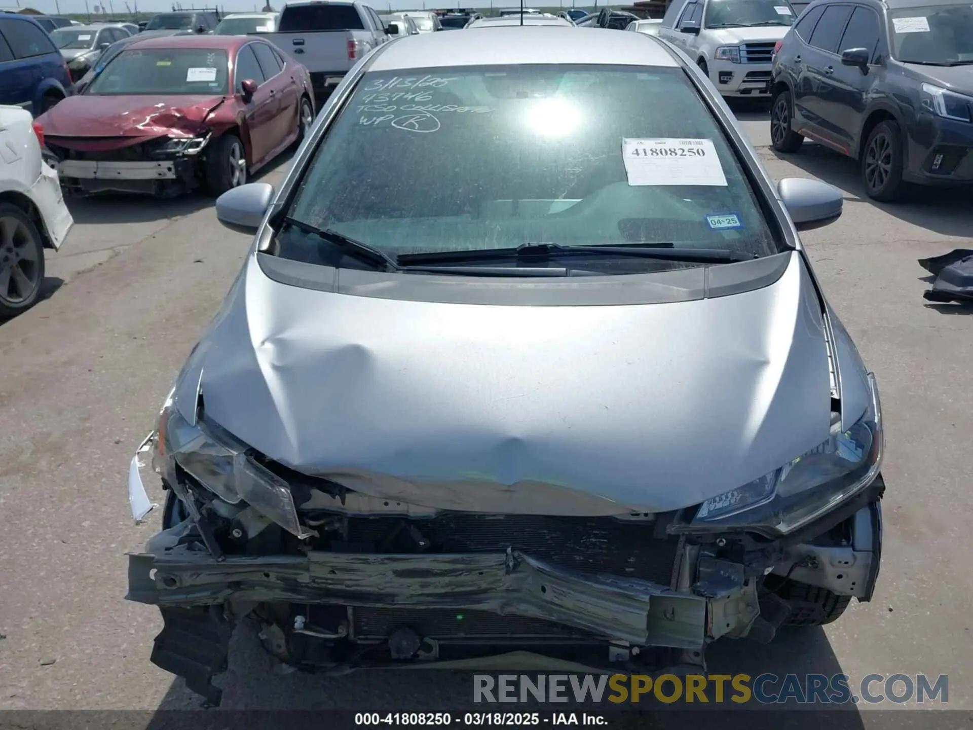 13 Photograph of a damaged car 3HGGK5H43LM713989 HONDA FIT 2020