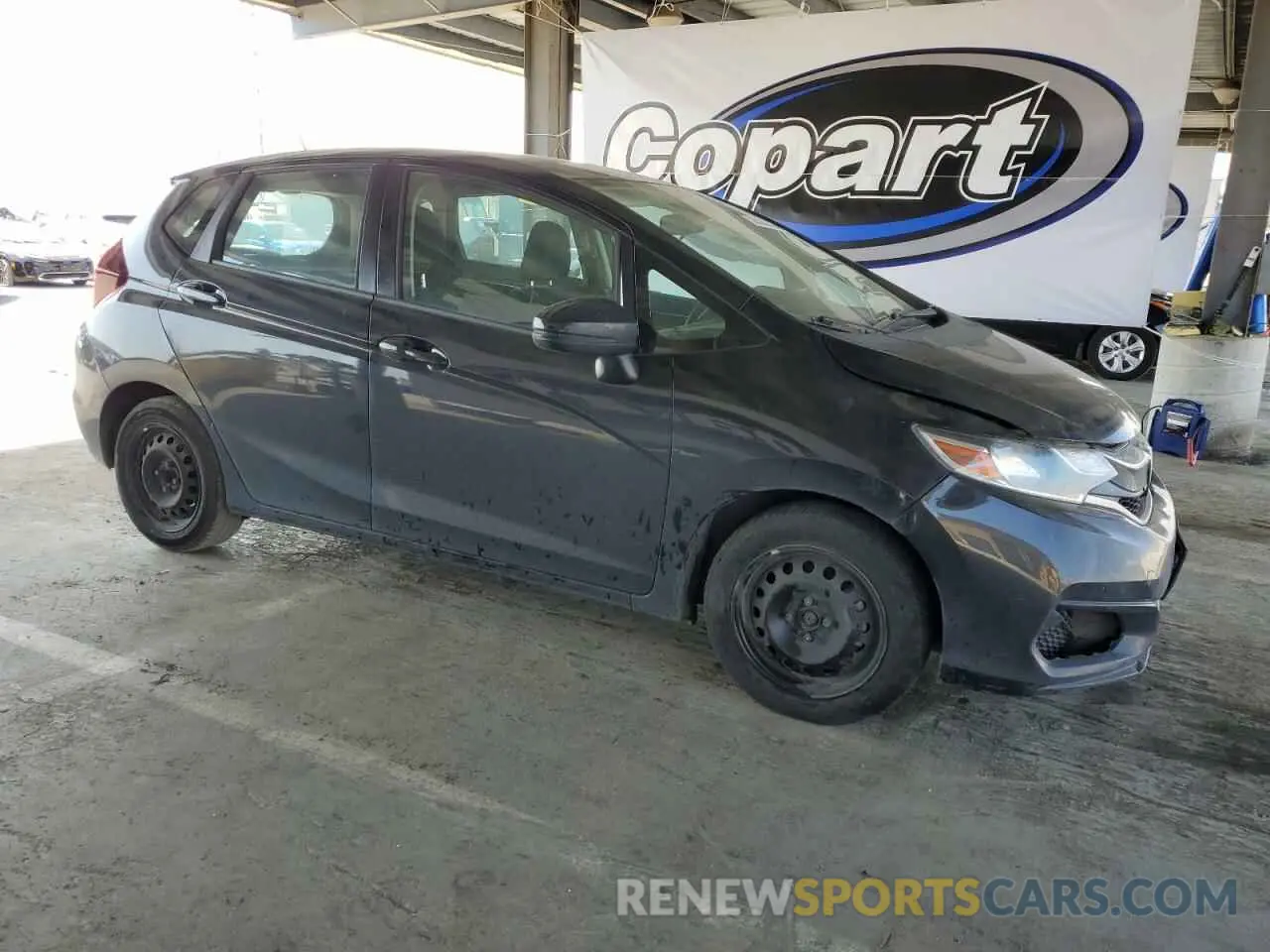 4 Photograph of a damaged car 3HGGK5H43LM717296 HONDA FIT 2020