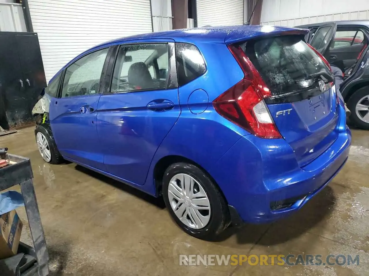 2 Photograph of a damaged car 3HGGK5H44LM722751 HONDA FIT 2020