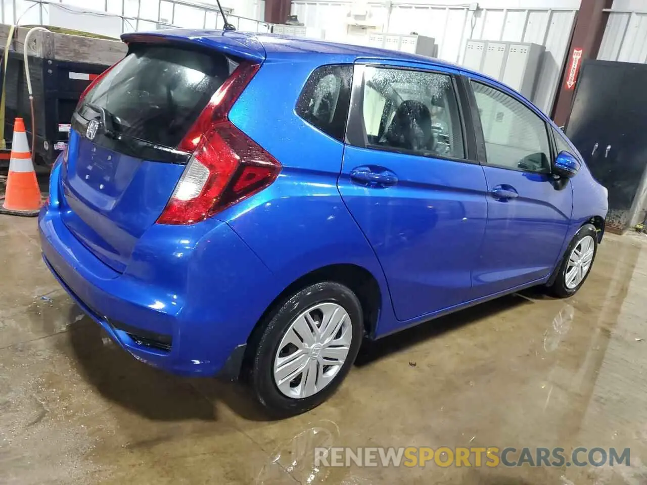 3 Photograph of a damaged car 3HGGK5H44LM722751 HONDA FIT 2020