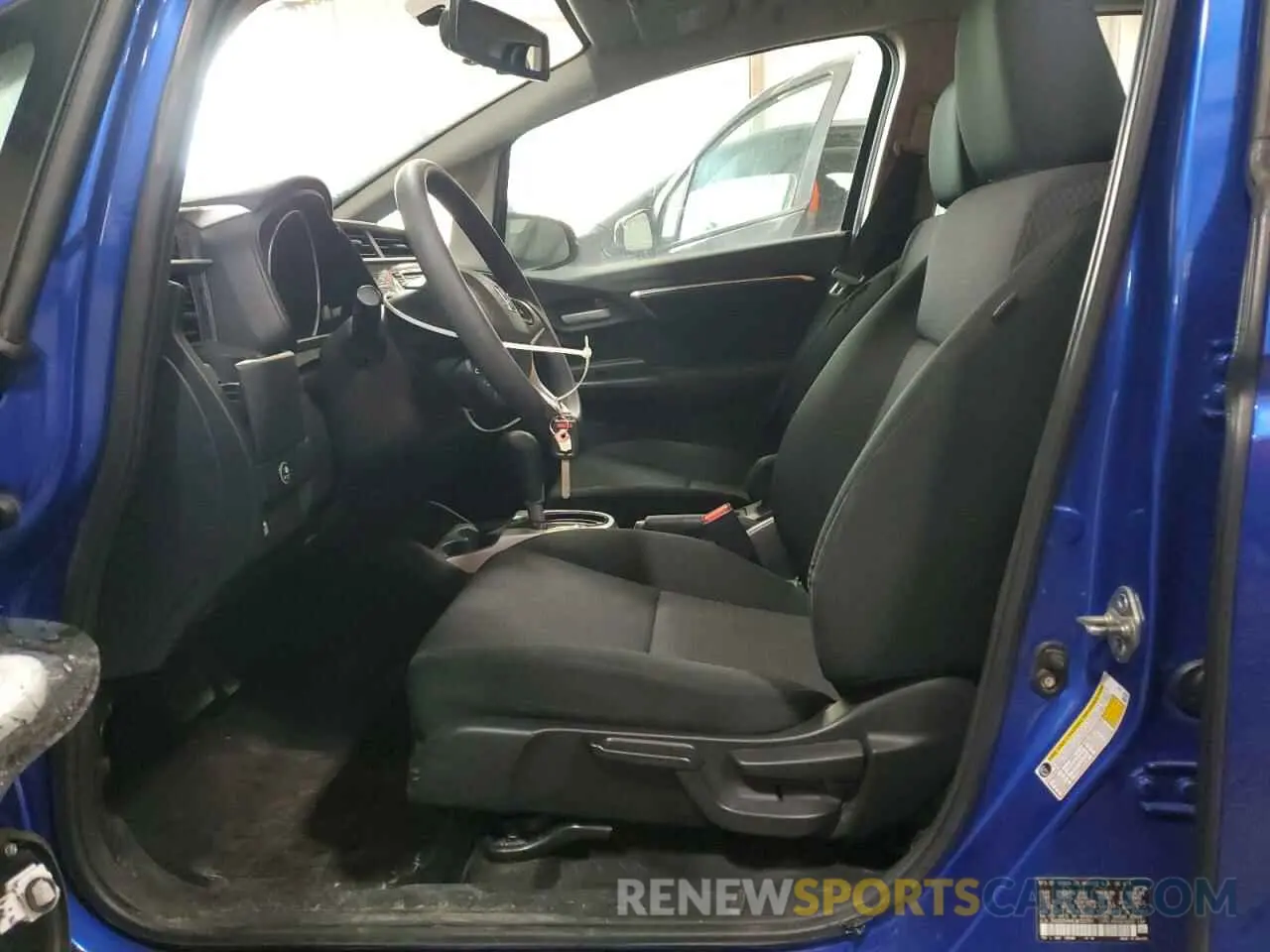 7 Photograph of a damaged car 3HGGK5H44LM722751 HONDA FIT 2020