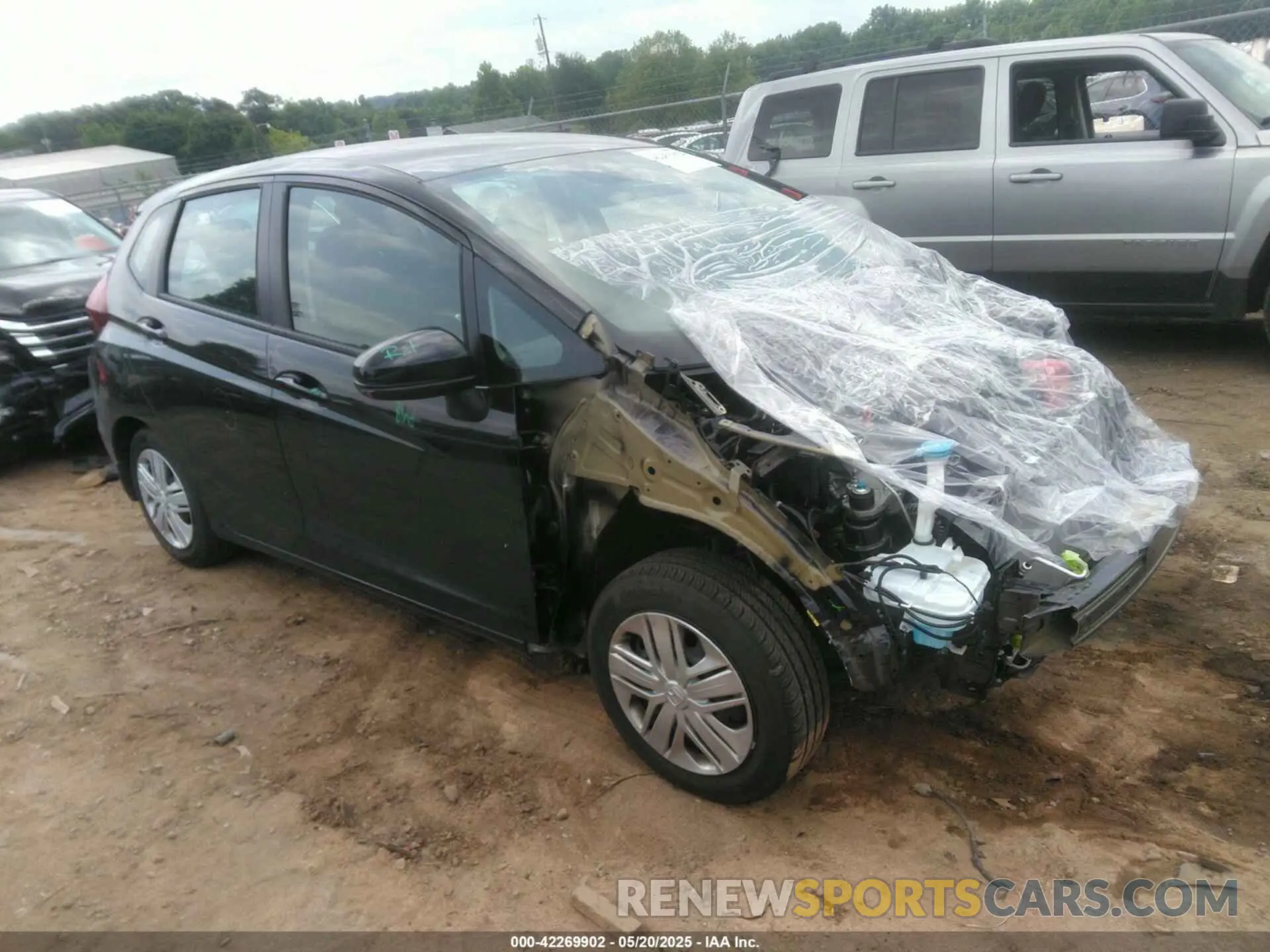 1 Фотография поврежденного автомобиля 3HGGK5H44LM727805 HONDA FIT 2020