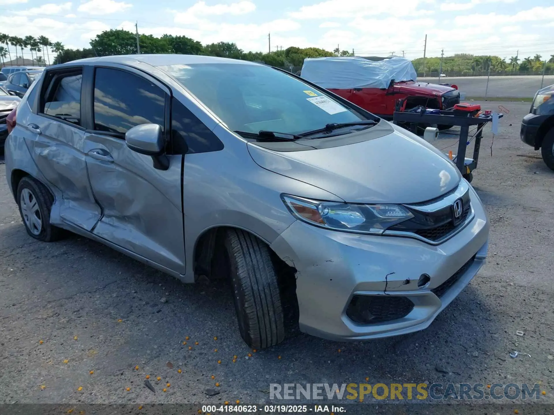 1 Фотография поврежденного автомобиля 3HGGK5H44LM729036 HONDA FIT 2020
