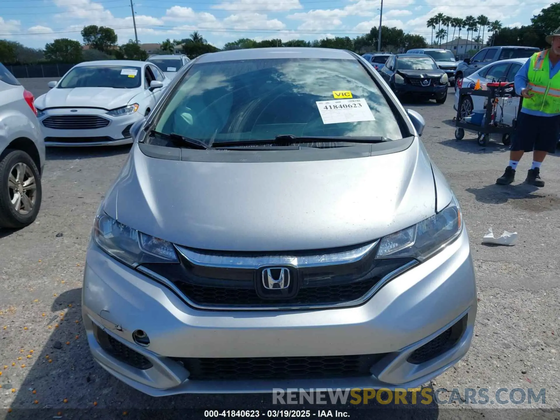 12 Фотография поврежденного автомобиля 3HGGK5H44LM729036 HONDA FIT 2020