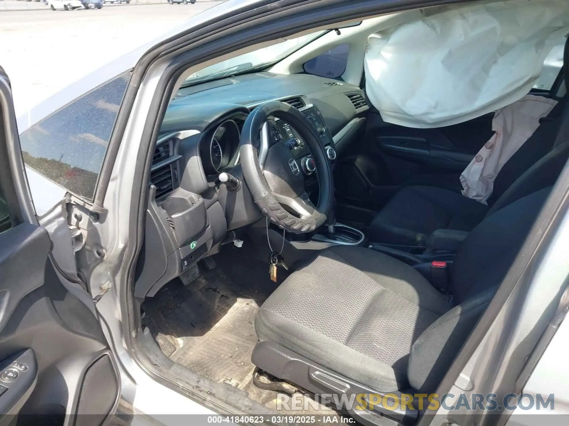 5 Фотография поврежденного автомобиля 3HGGK5H44LM729036 HONDA FIT 2020