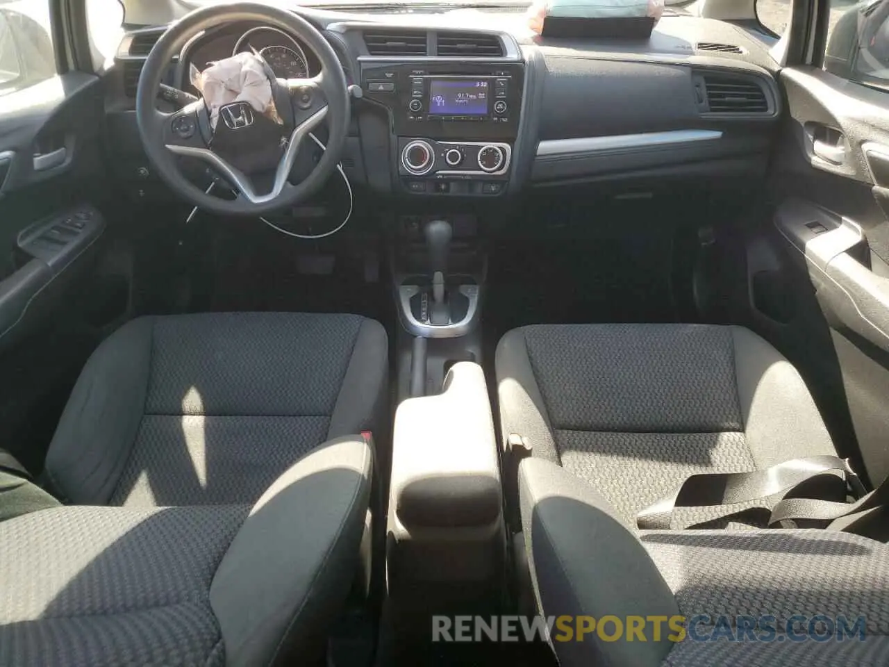 8 Фотография поврежденного автомобиля 3HGGK5H45LM717073 HONDA FIT 2020