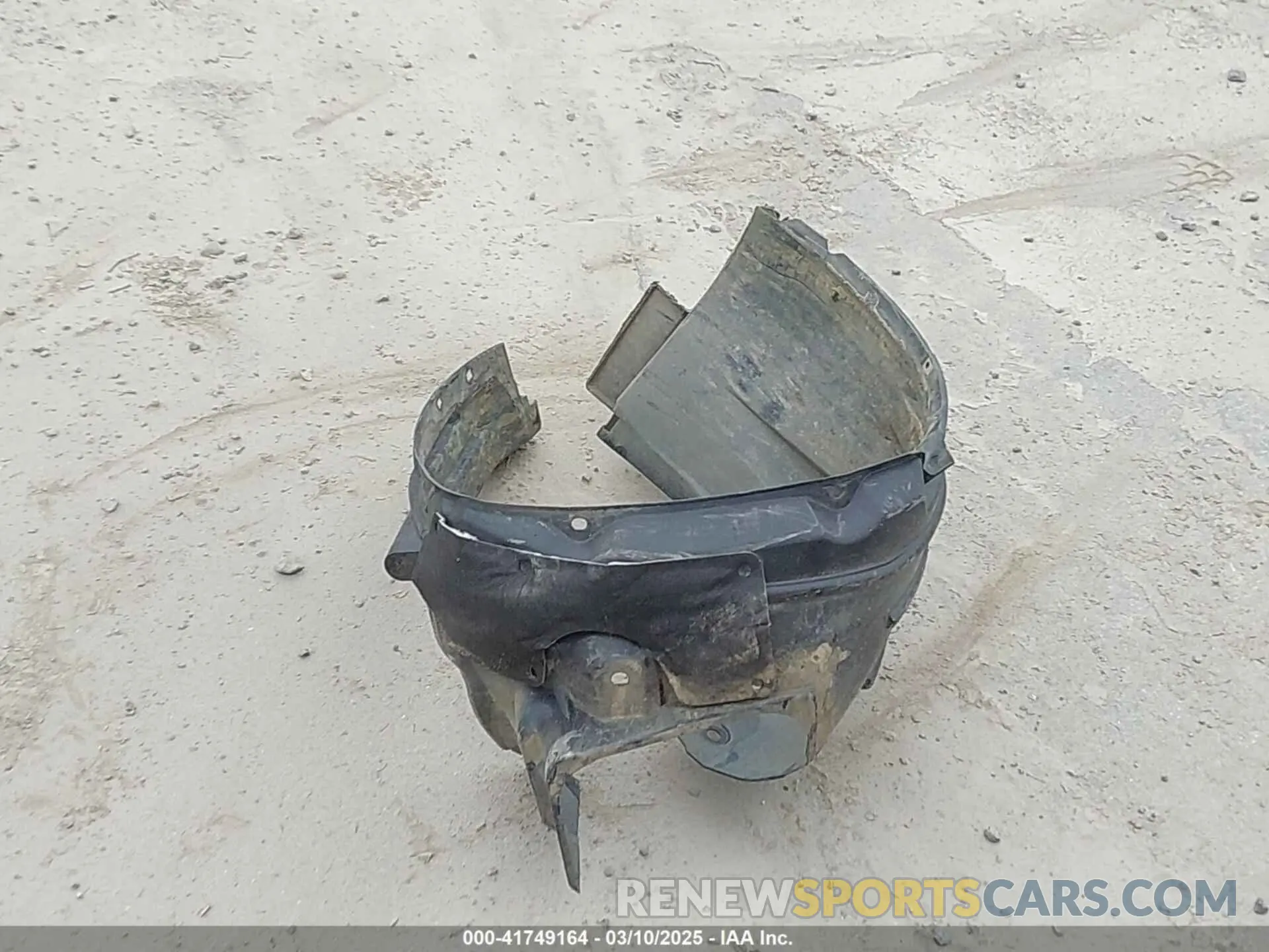 12 Photograph of a damaged car 3HGGK5H47LM721092 HONDA FIT 2020