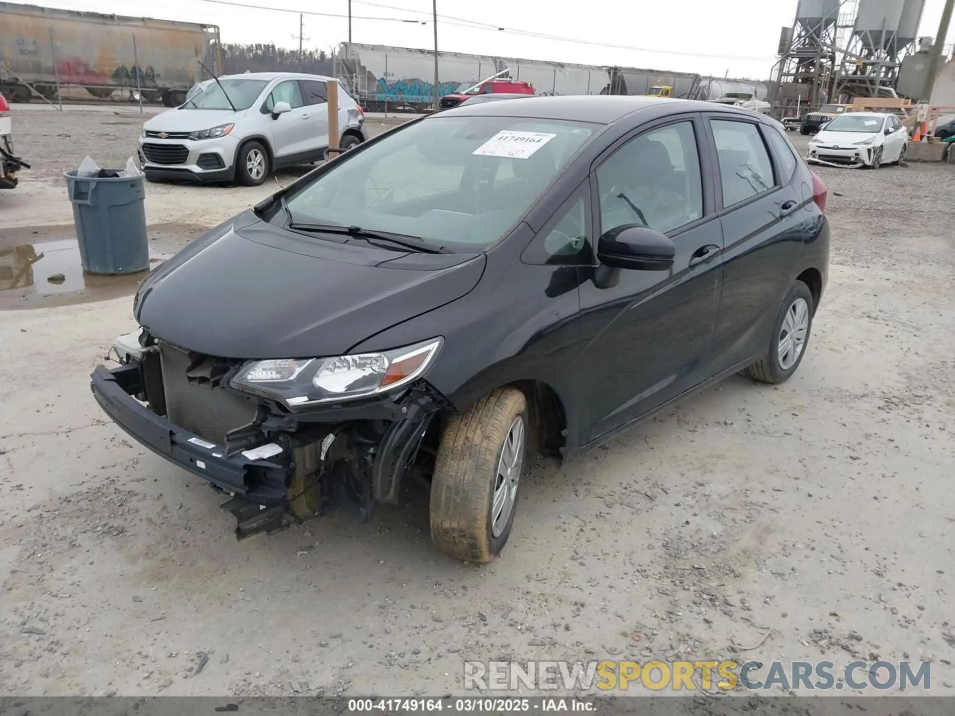 2 Photograph of a damaged car 3HGGK5H47LM721092 HONDA FIT 2020