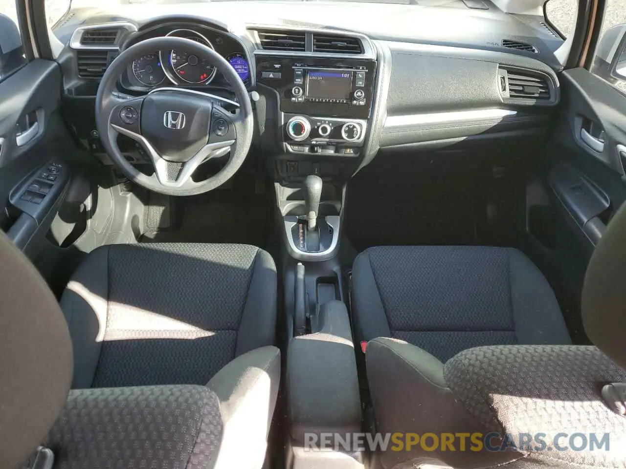 8 Photograph of a damaged car 3HGGK5H47LM725711 HONDA FIT 2020