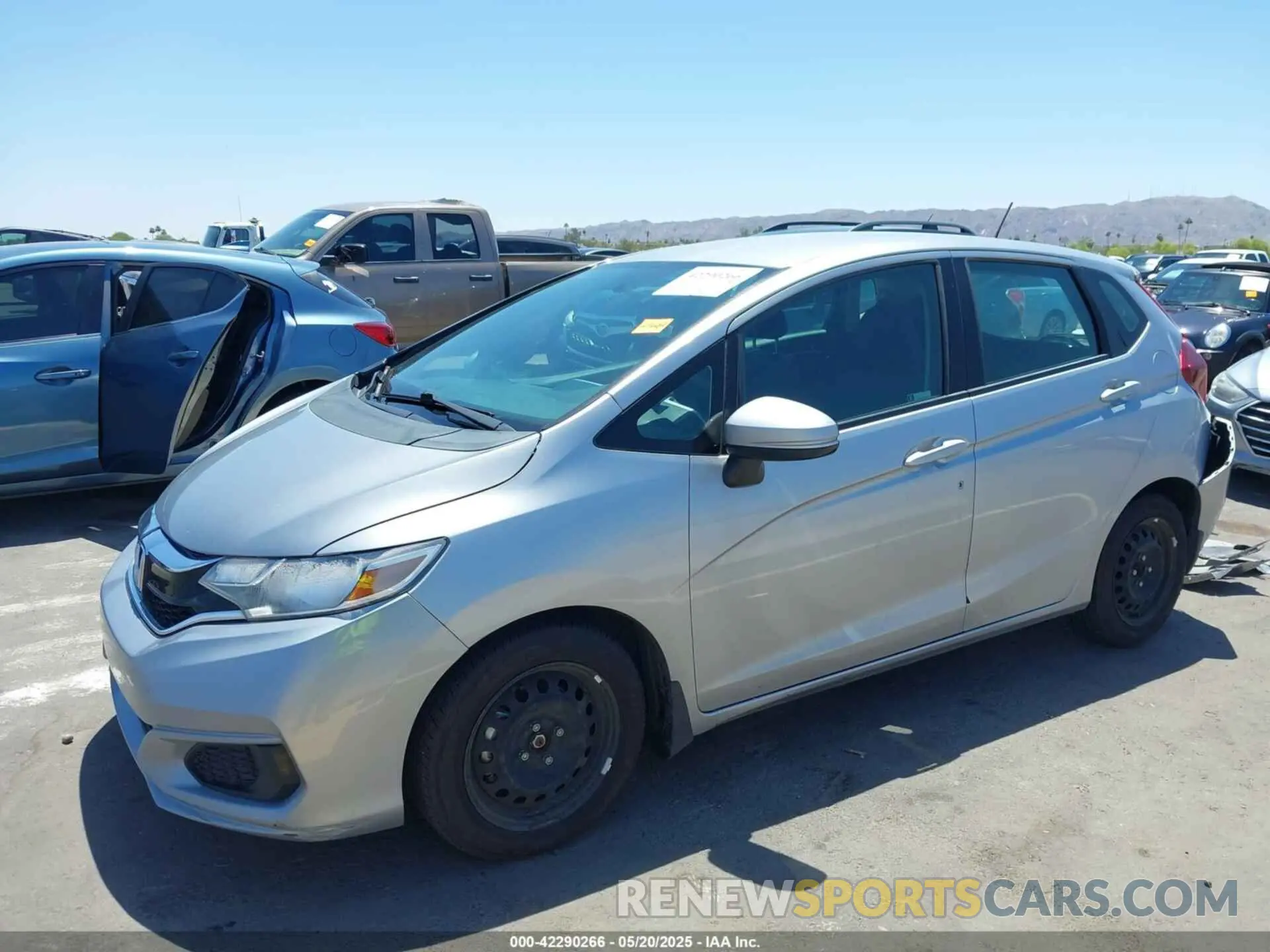 2 Photograph of a damaged car 3HGGK5H48LM700879 HONDA FIT 2020