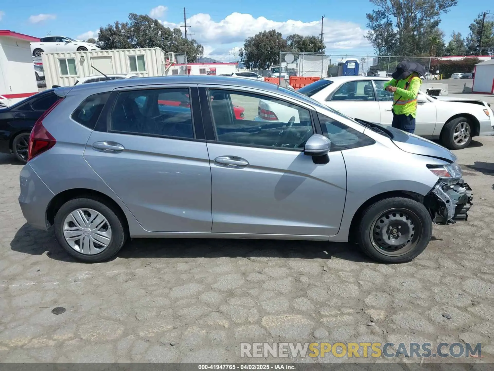 14 Фотография поврежденного автомобиля 3HGGK5H49LM724771 HONDA FIT 2020