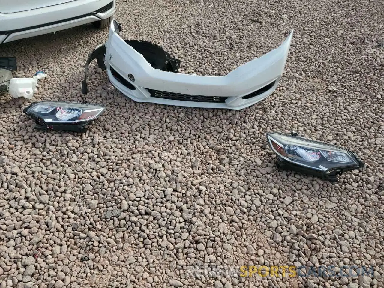 12 Фотография поврежденного автомобиля 3HGGK5H4XLM729333 HONDA FIT 2020