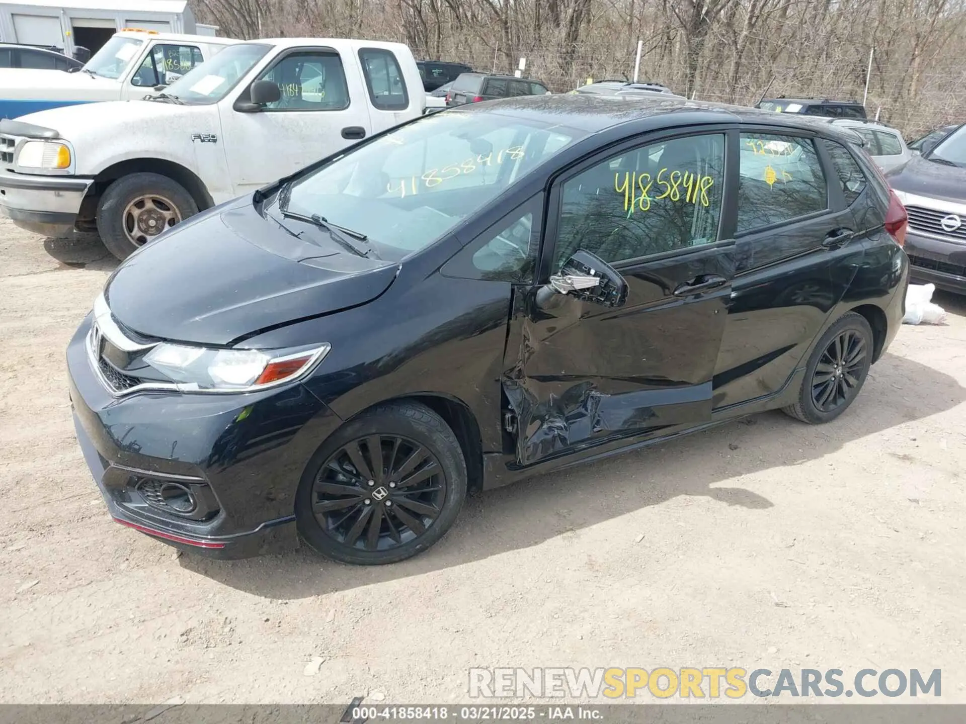 2 Photograph of a damaged car 3HGGK5H62LM725374 HONDA FIT 2020