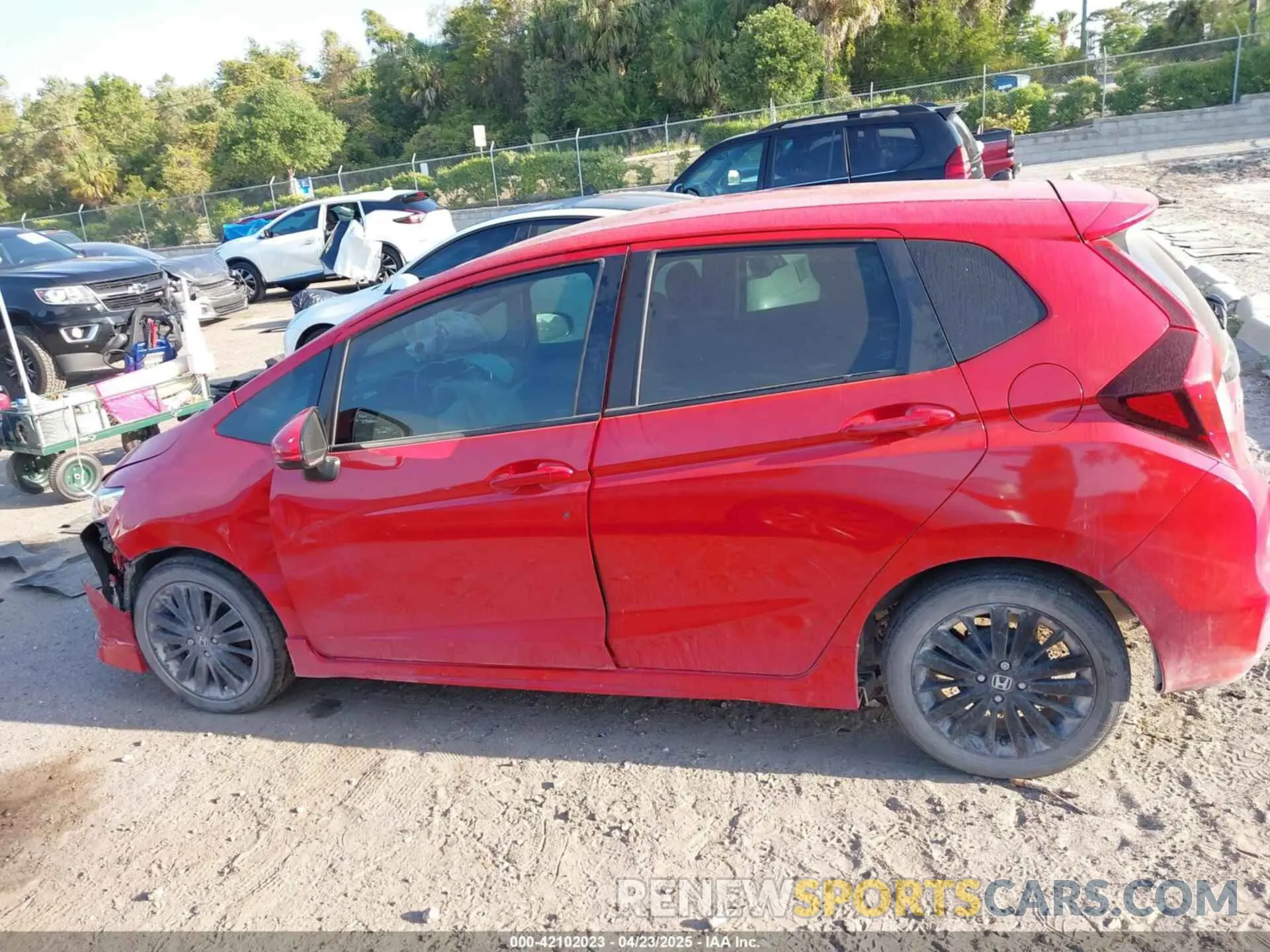 14 Фотография поврежденного автомобиля 3HGGK5H63LM718904 HONDA FIT 2020
