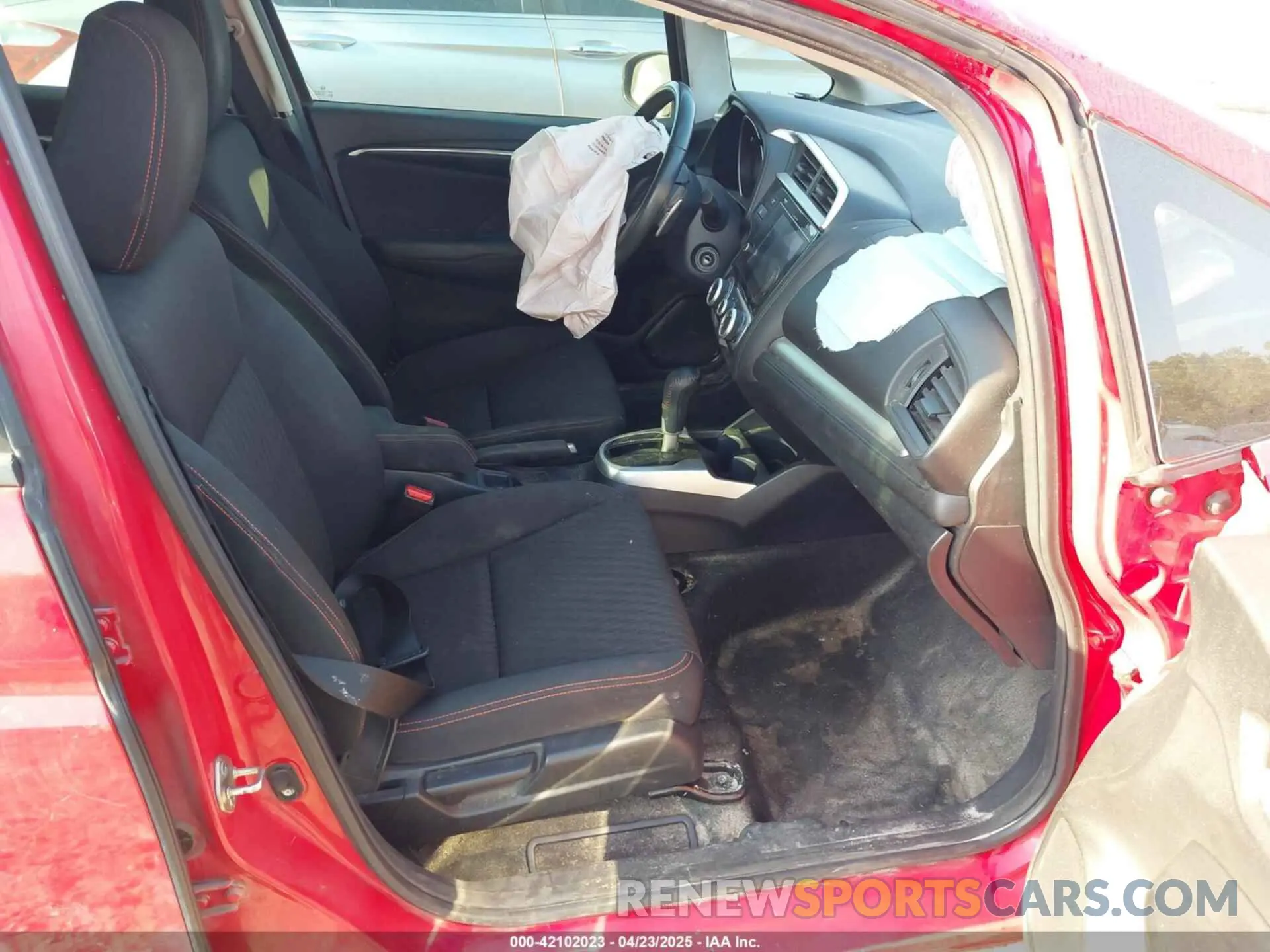 5 Фотография поврежденного автомобиля 3HGGK5H63LM718904 HONDA FIT 2020
