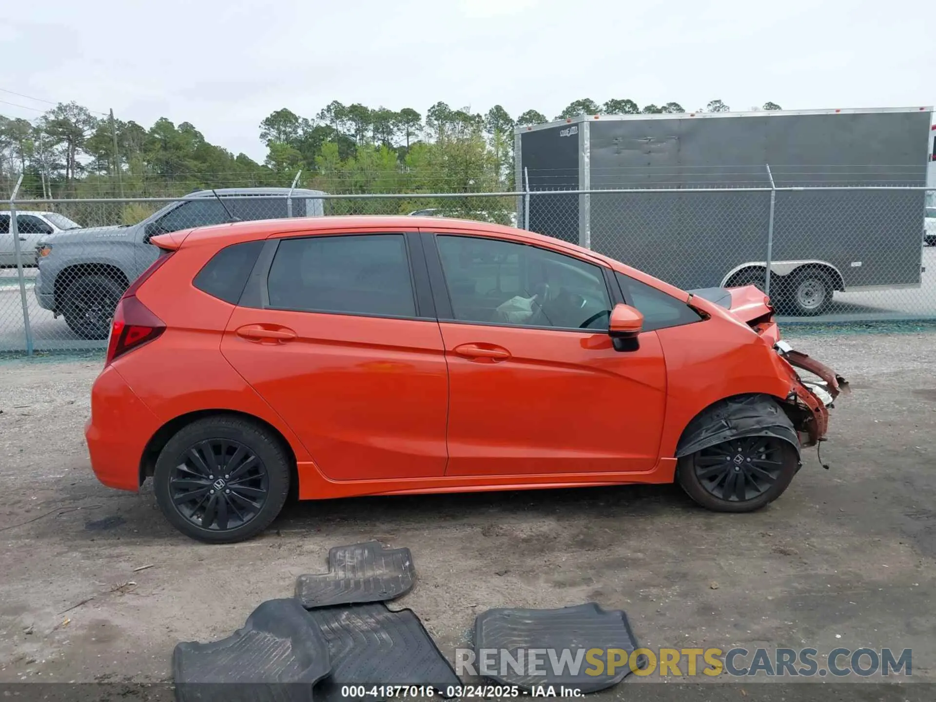 14 Фотография поврежденного автомобиля 3HGGK5H68LM726836 HONDA FIT 2020