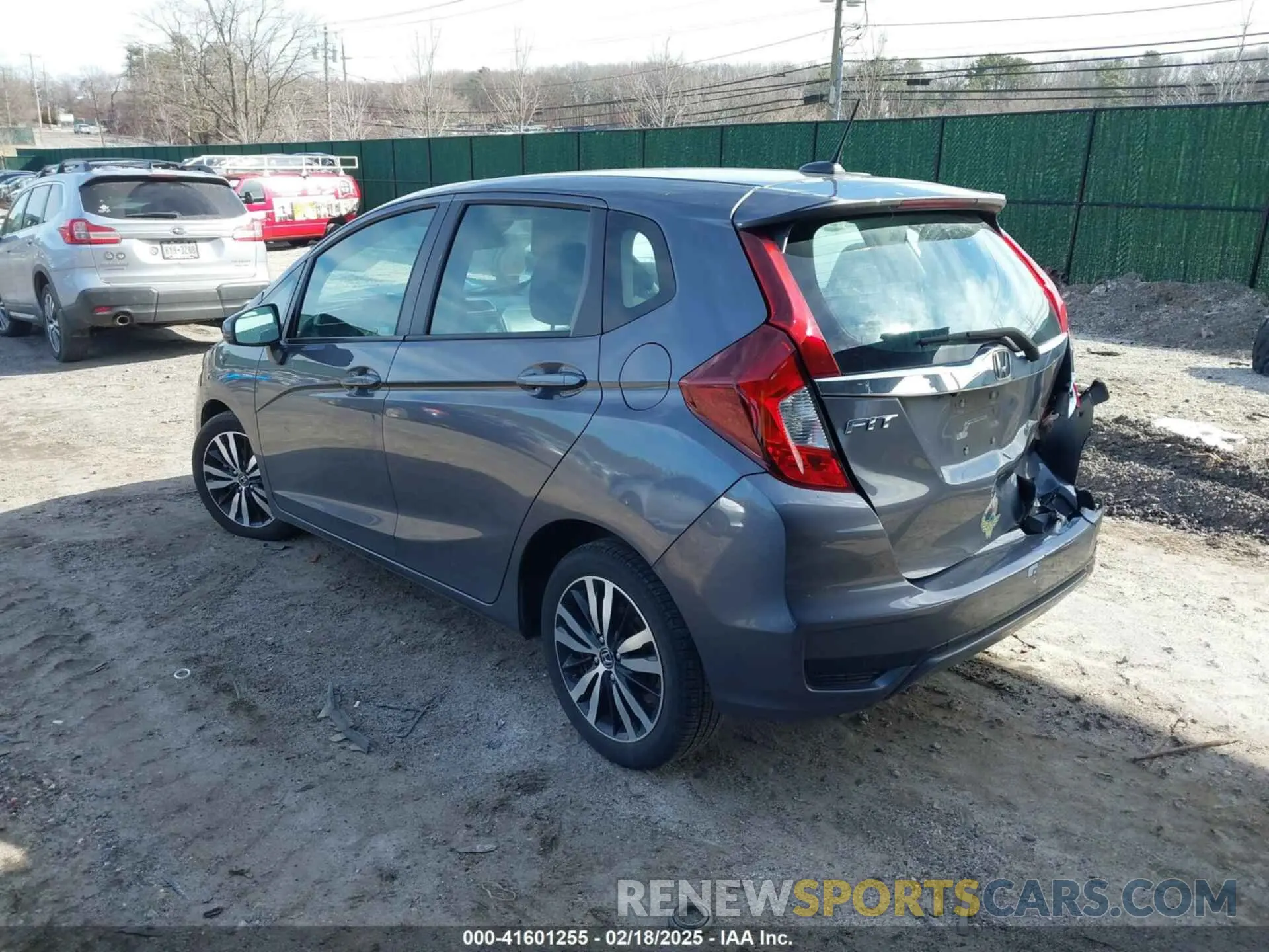 3 Photograph of a damaged car 3HGGK5H83LM712957 HONDA FIT 2020