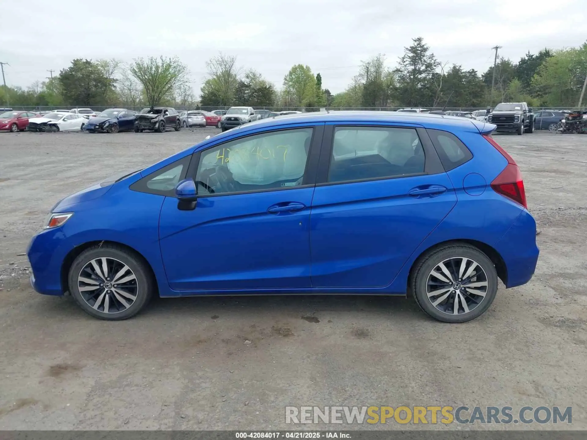 14 Фотография поврежденного автомобиля 3HGGK5H83LM730973 HONDA FIT 2020