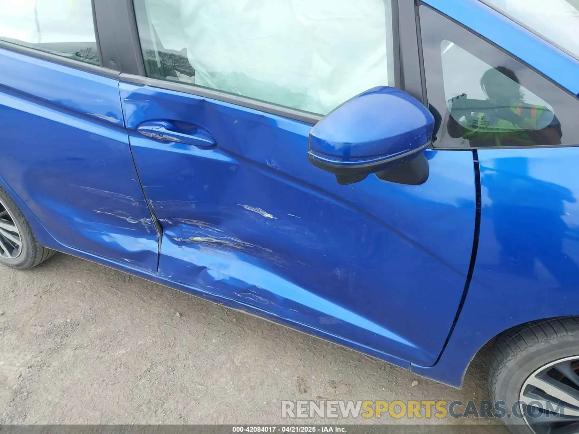 6 Фотография поврежденного автомобиля 3HGGK5H83LM730973 HONDA FIT 2020