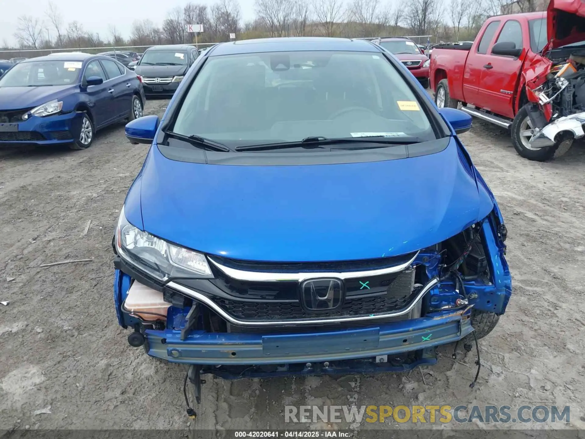 13 Photograph of a damaged car 3HGGK5H85LM719666 HONDA FIT 2020