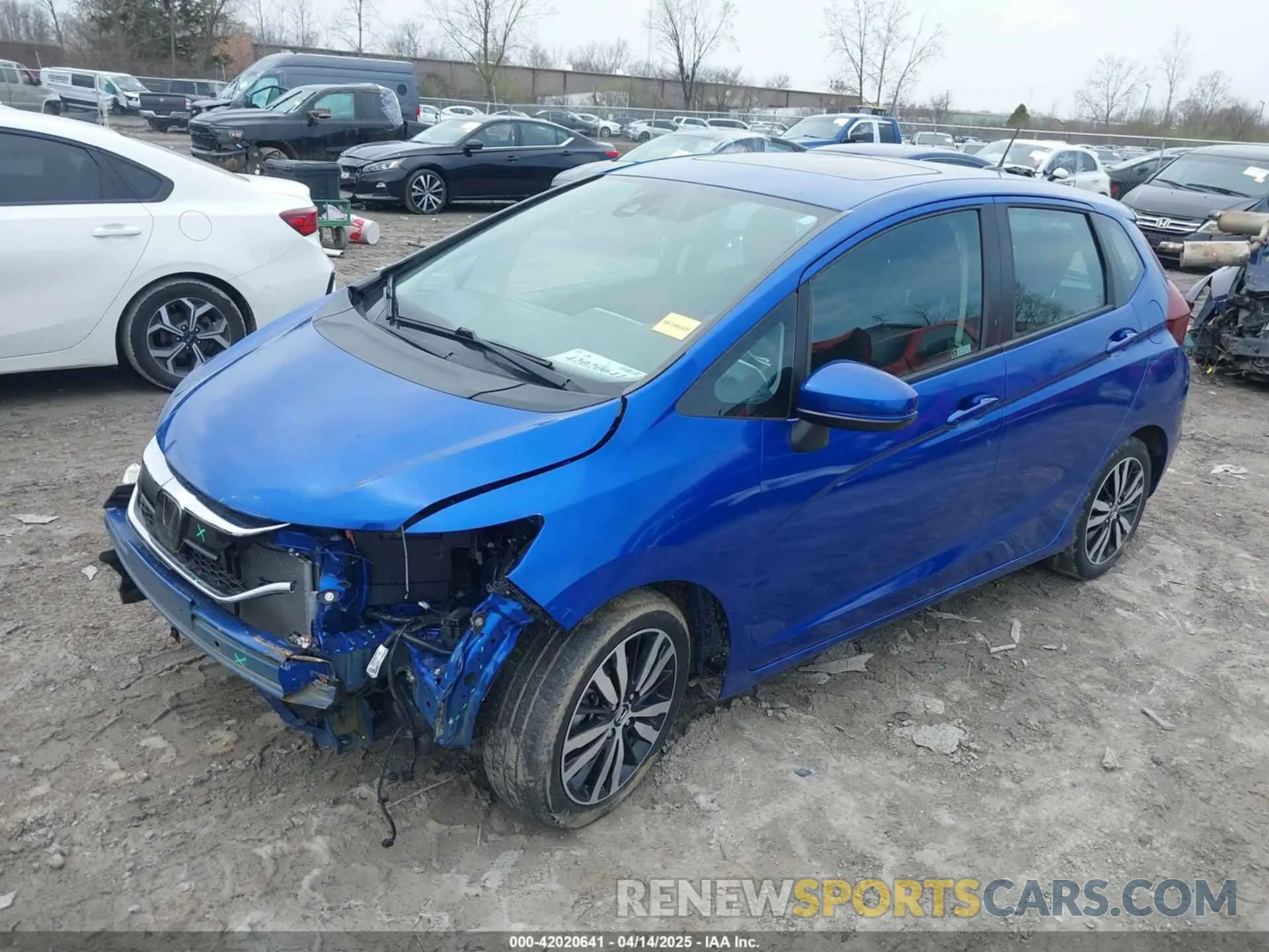 2 Photograph of a damaged car 3HGGK5H85LM719666 HONDA FIT 2020