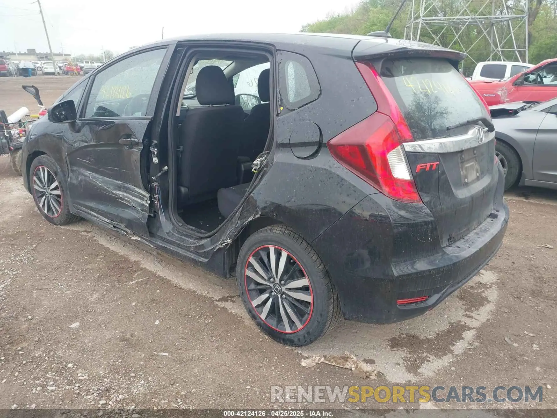 3 Photograph of a damaged car 3HGGK5H88LM716504 HONDA FIT 2020