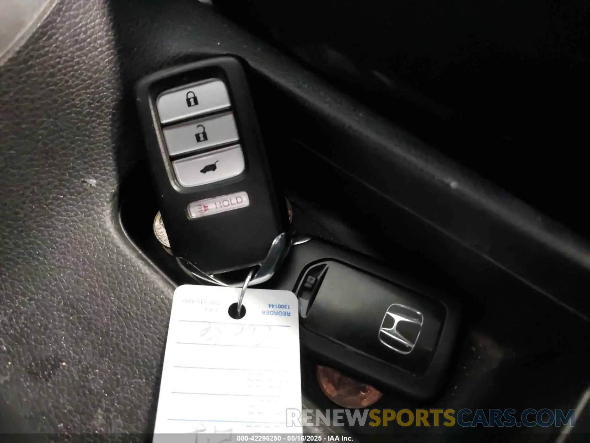 11 Photograph of a damaged car 3HGGK5H88LM724022 HONDA FIT 2020