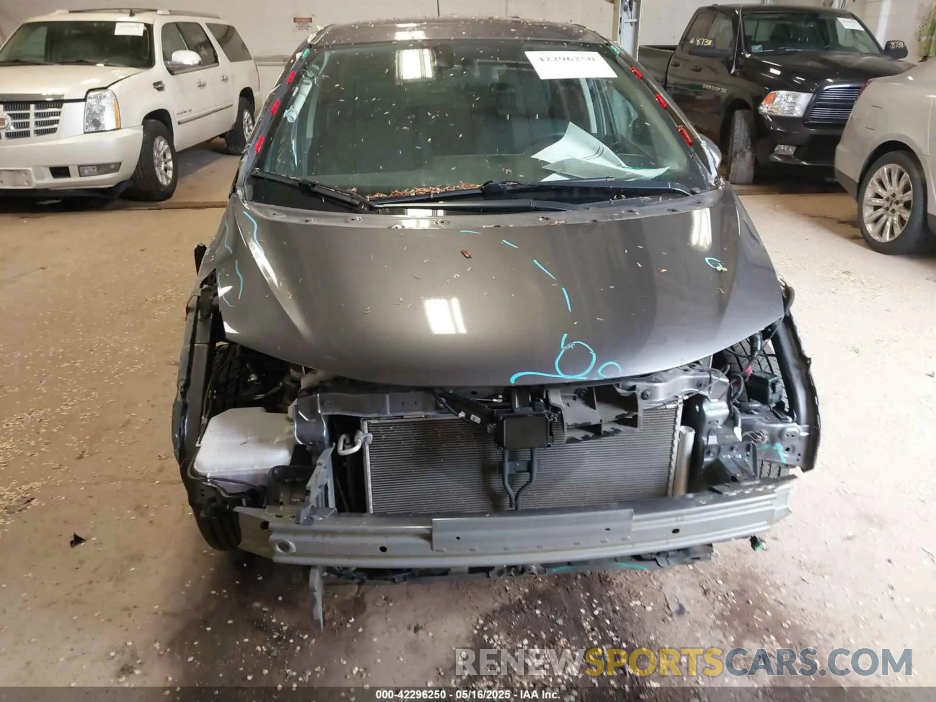 13 Photograph of a damaged car 3HGGK5H88LM724022 HONDA FIT 2020