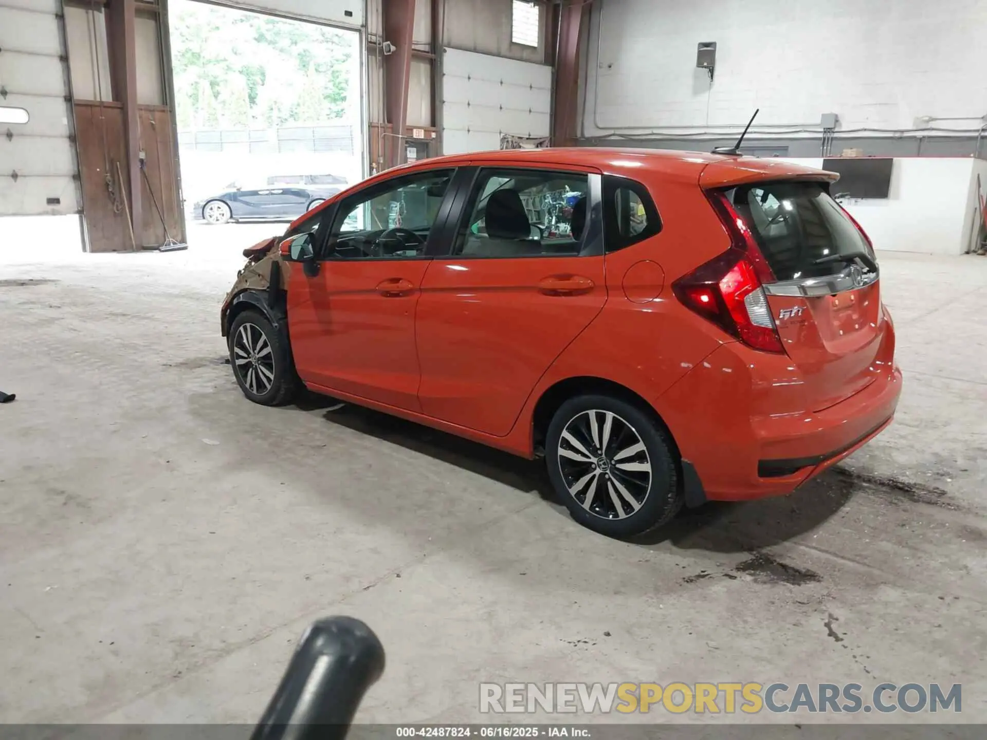 3 Фотография поврежденного автомобиля 3HGGK5H88LM729821 HONDA FIT 2020