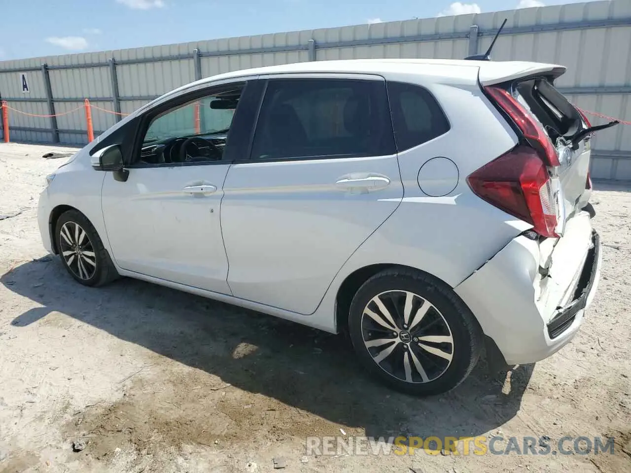2 Photograph of a damaged car 3HGGK5H93LM709355 HONDA FIT 2020
