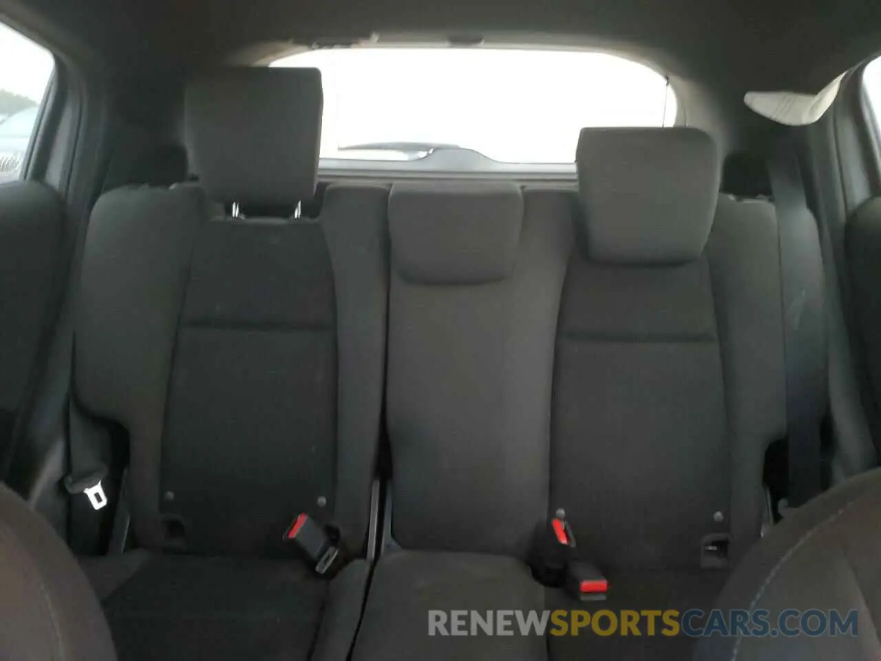 10 Photograph of a damaged car 3CZRU5H10KG700308 HONDA HR-V 2019