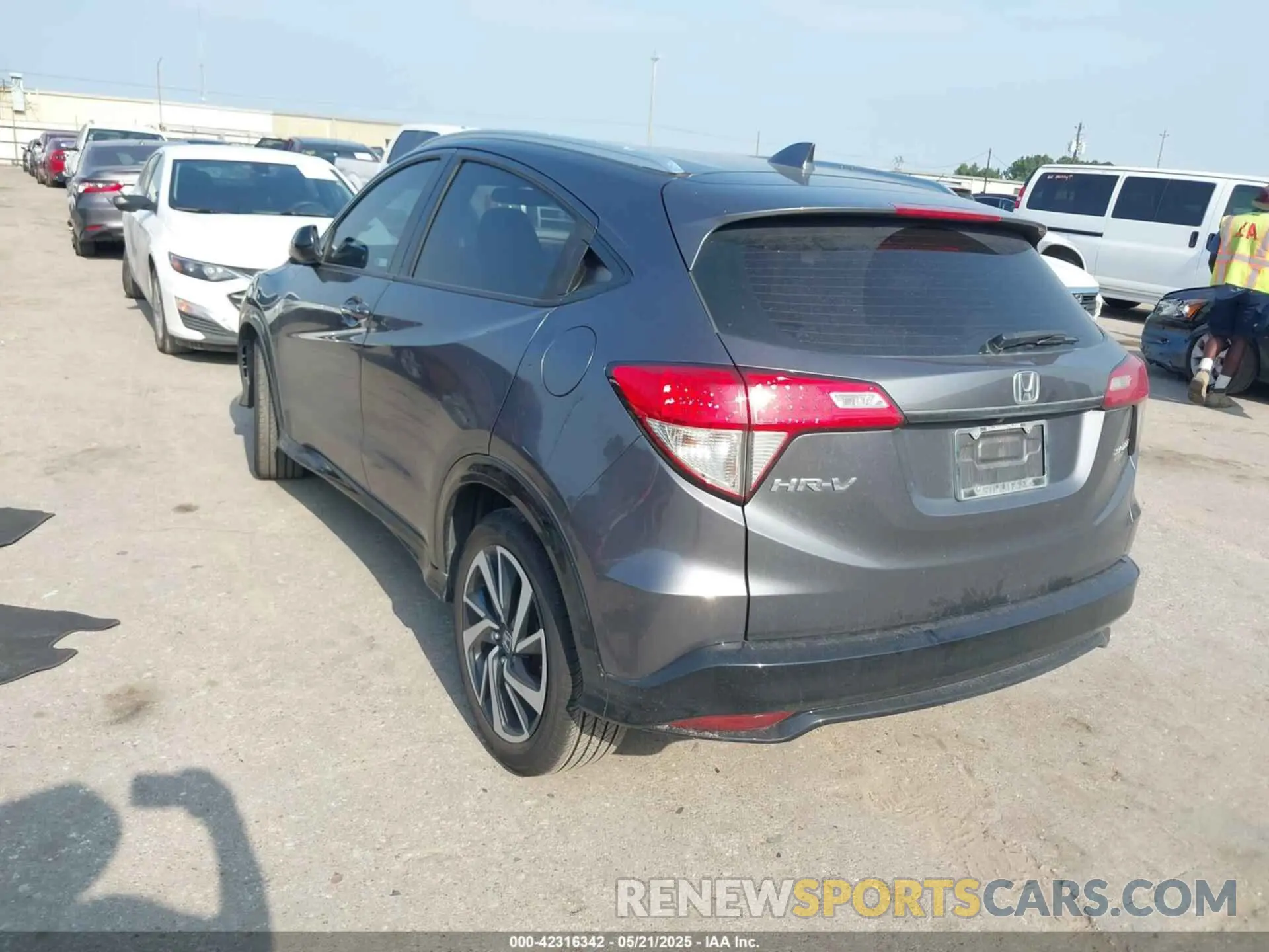 3 Фотография поврежденного автомобиля 3CZRU5H15KG705987 HONDA HR-V 2019