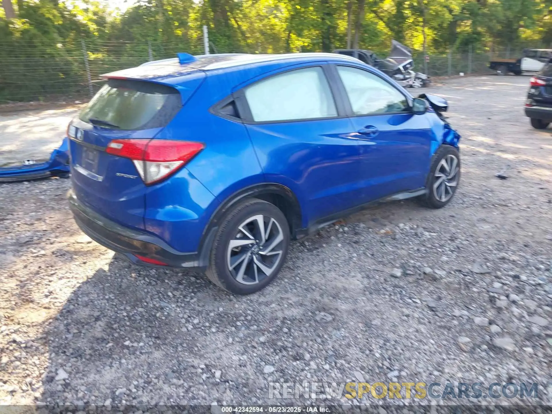 4 Фотография поврежденного автомобиля 3CZRU5H15KM726338 HONDA HR-V 2019