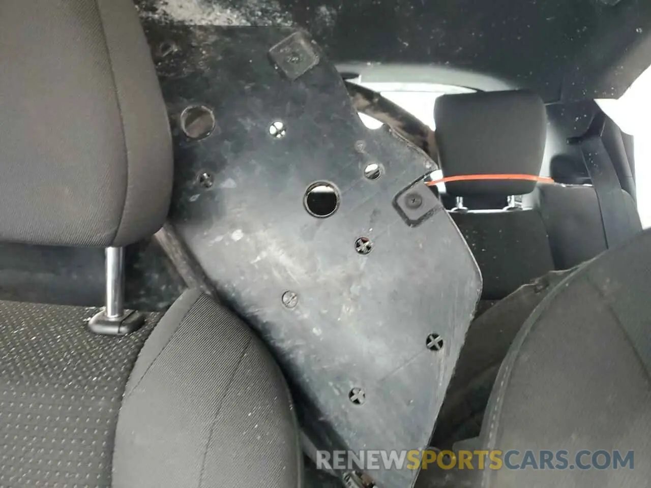 10 Photograph of a damaged car 3CZRU5H16KG706601 HONDA HR-V 2019