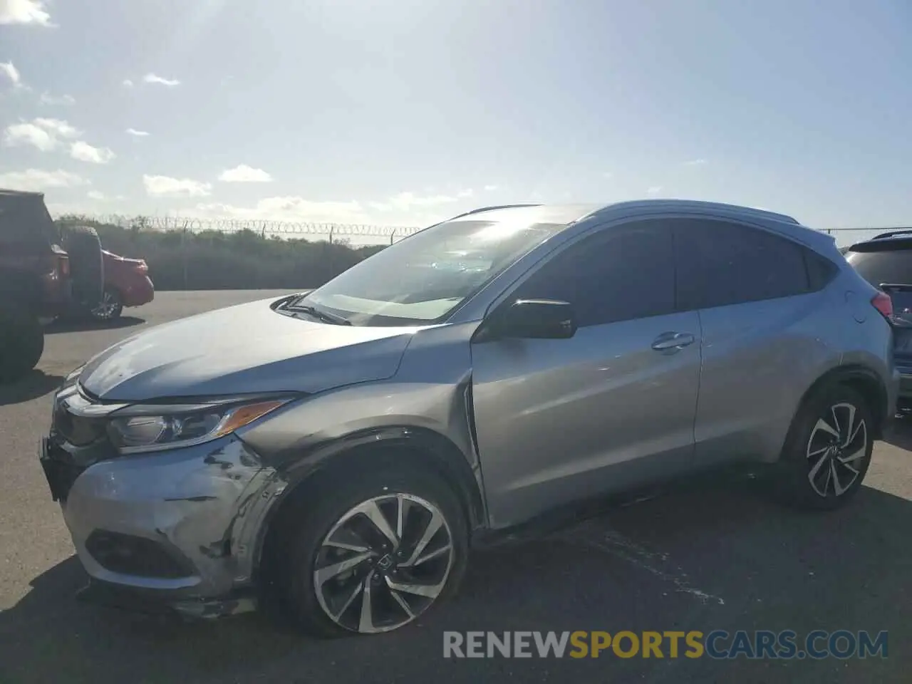 1 Photograph of a damaged car 3CZRU5H18KG702209 HONDA HR-V 2019