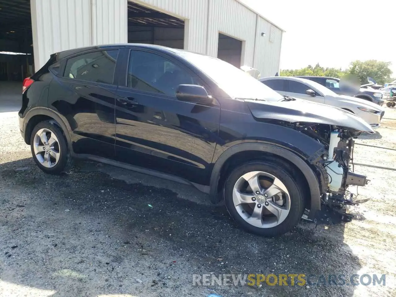 4 Photograph of a damaged car 3CZRU5H32KG713966 HONDA HR-V 2019