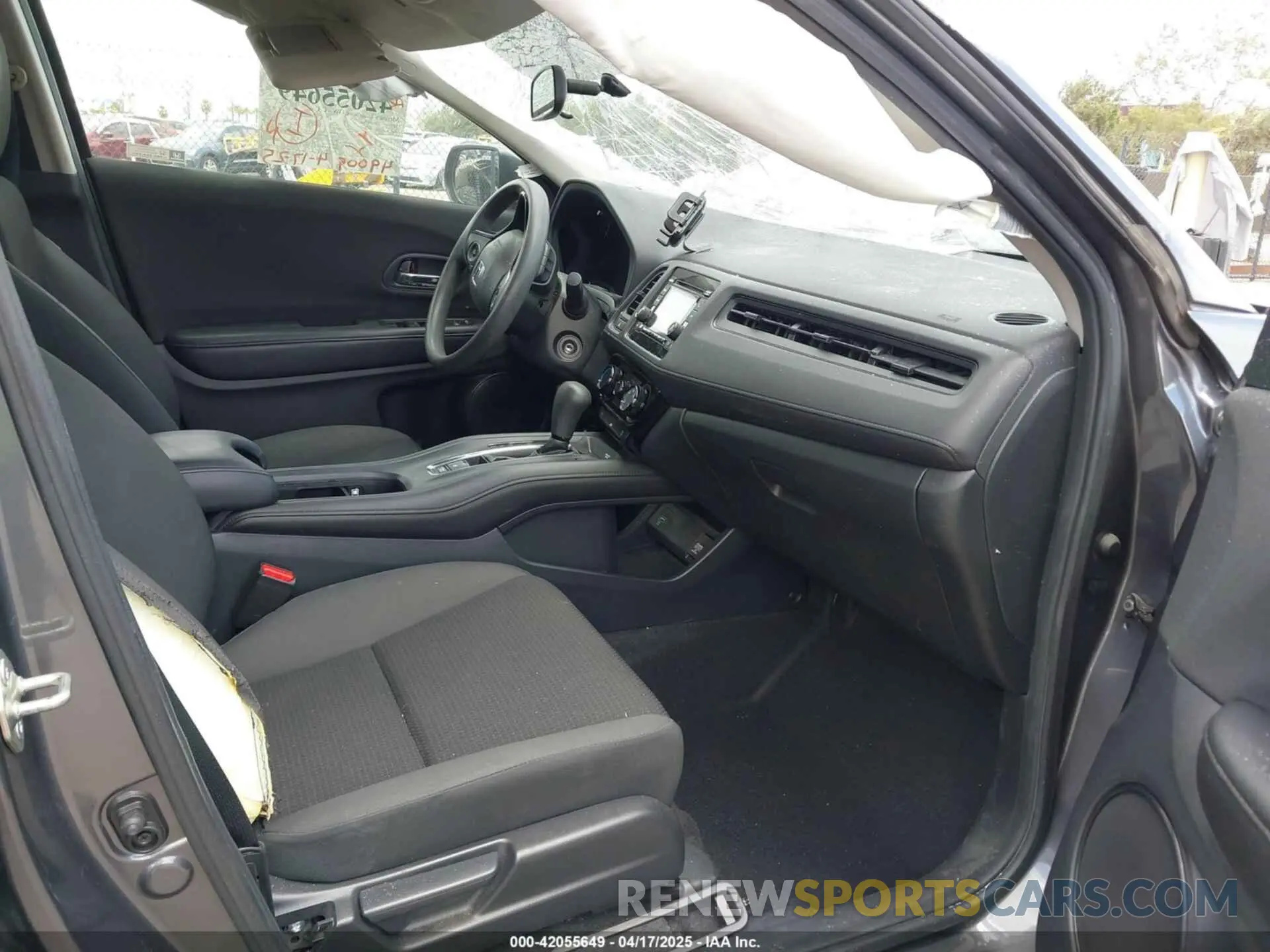 5 Фотография поврежденного автомобиля 3CZRU5H33KG714592 HONDA HR-V 2019