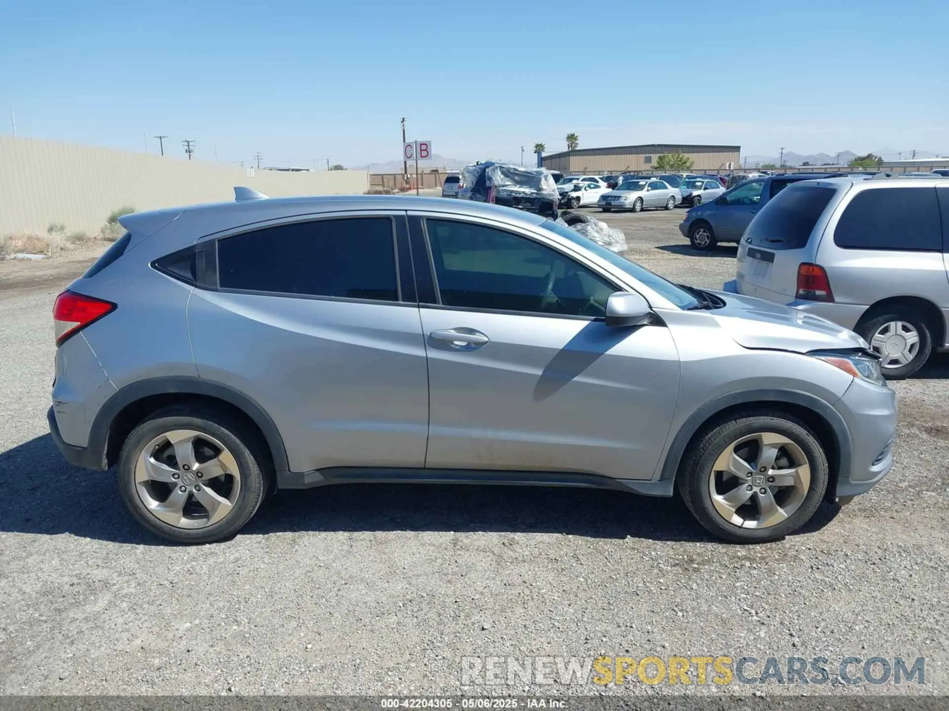13 Photograph of a damaged car 3CZRU5H33KG714687 HONDA HR-V 2019